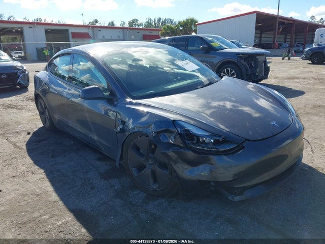 2023 TESLA MODEL 3 5YJ3E1EA1PF644110 Photo 5