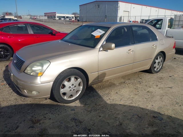 2002 LEXUS LS 430 JTHBN30F420054354 Photo 1