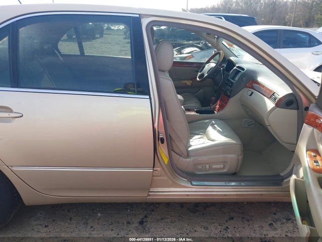 2002 LEXUS LS 430 JTHBN30F420054354 Photo 4