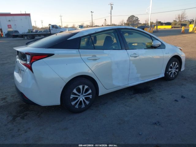 2020 TOYOTA PRIUS JTDL9RFU3L3019274 Photo 3