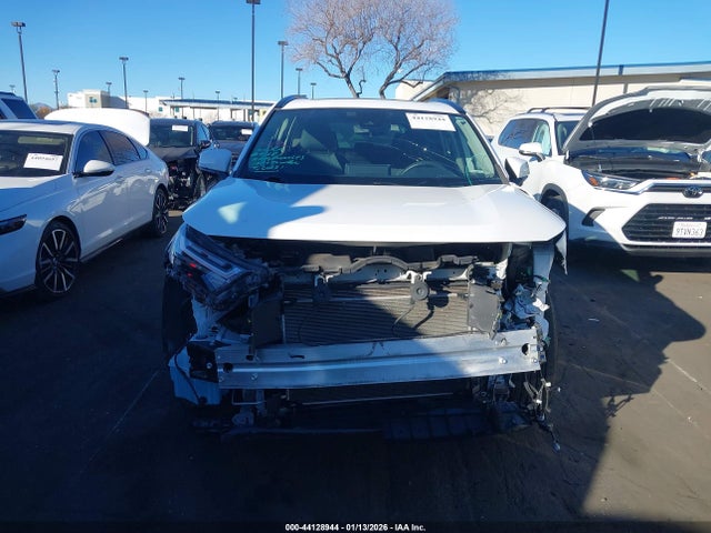 Toyota Rav4 Xle 2022 2T3W1RFV4NC196608 Image 13