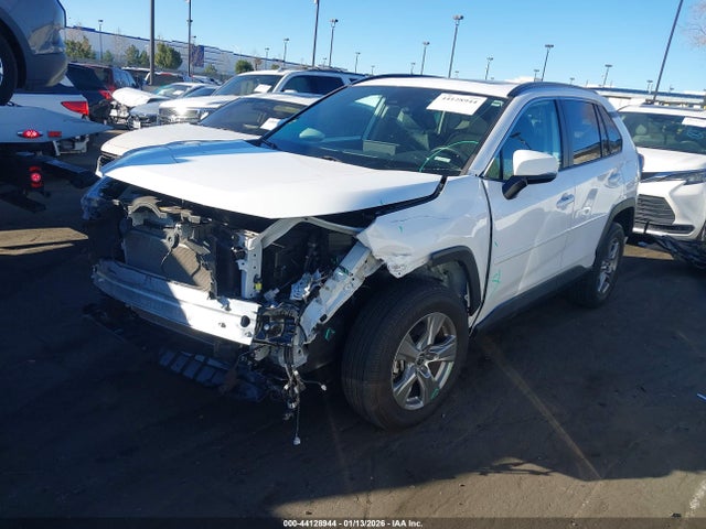 Toyota Rav4 Xle 2022 2T3W1RFV4NC196608 Image 2
