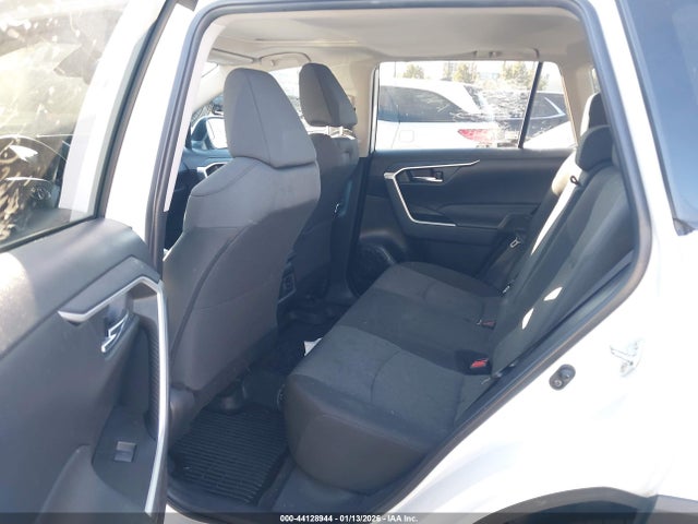 Toyota Rav4 Xle 2022 2T3W1RFV4NC196608 Image 8