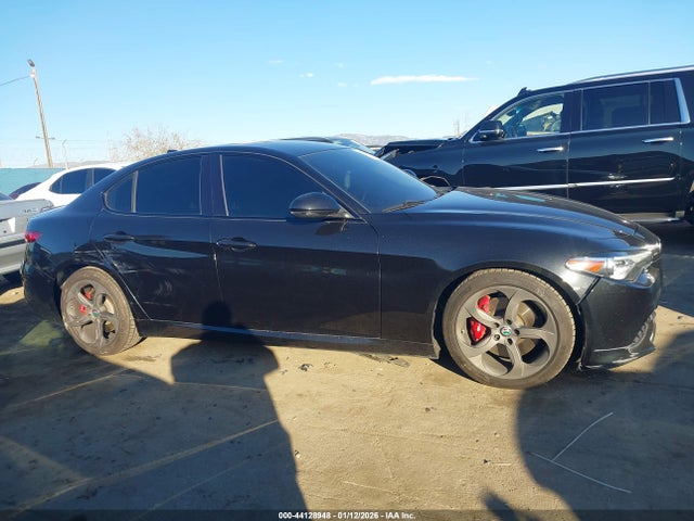 Alfa Romeo Giulia Rwd 2018 ZARFAEBN7J7565230 Image 13