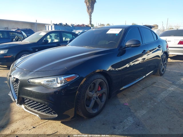 2018 ALFA ROMEO GIULIA ZARFAEBN7J7565230 Photo 1