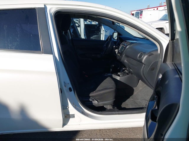 2018 MITSUBISHI MIRAGE G4 ML32F4FJ7JHF16072 Photo 4