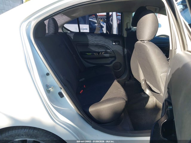2018 MITSUBISHI MIRAGE G4 ML32F4FJ7JHF16072 Photo 7