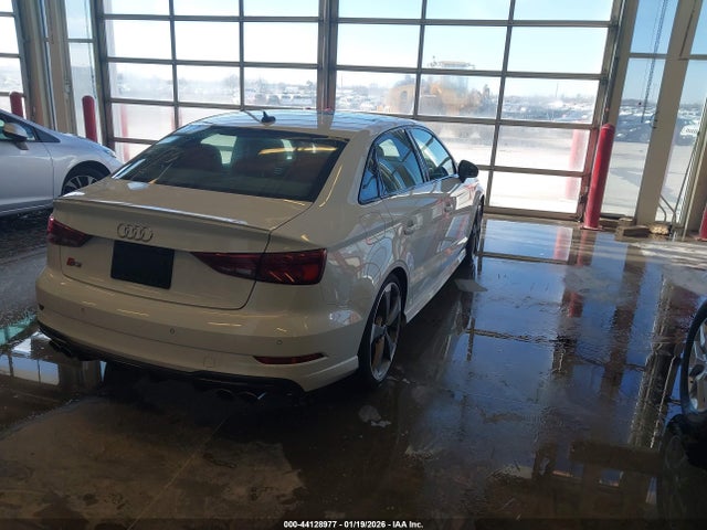 2019 AUDI S3 WAUB1GFF4KA102924 Photo 3