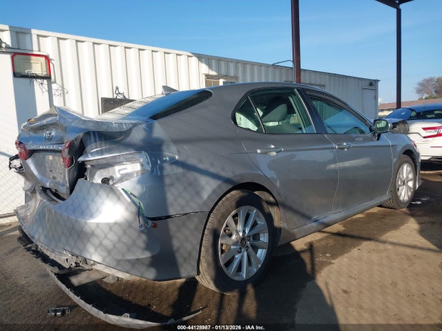 4T1R11AK8PU839953 Toyota CAMRY LE