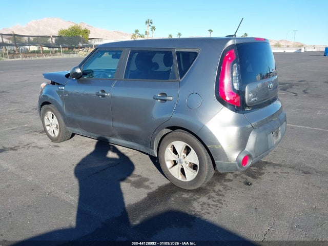 Продаж на аукціоні авто 2016 Kia Soul, vin: KNDJN2A26G7384420, номер лоту: 44128992