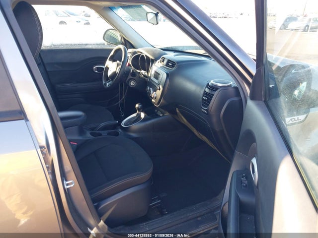 Продаж на аукціоні авто 2016 Kia Soul, vin: KNDJN2A26G7384420, номер лоту: 44128992