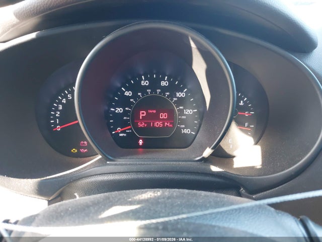 Продаж на аукціоні авто 2016 Kia Soul, vin: KNDJN2A26G7384420, номер лоту: 44128992