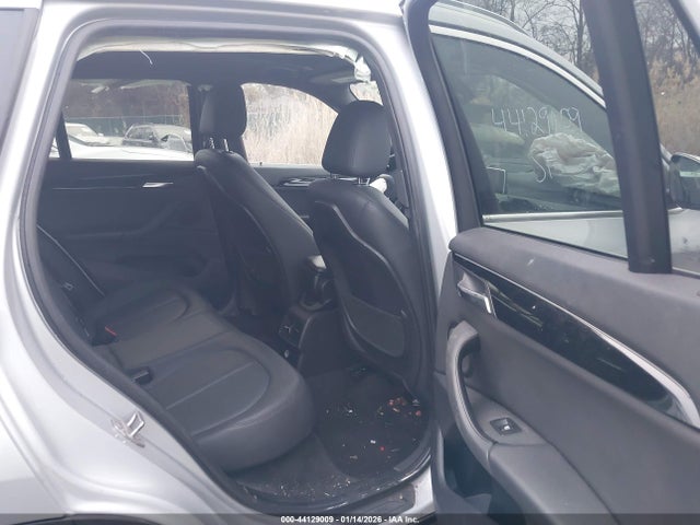 2016 BMW X1 WBXHT3C34GP883932 Photo 7