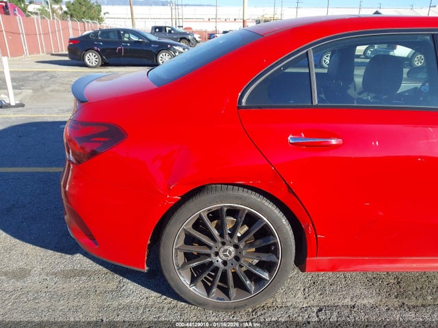 Продажа на аукционе авто 2019 Mercedes-benz A 220, vin: WDD3G4EB8KW018410, номер лота: 44129010