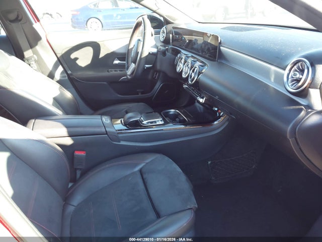 Продажа на аукционе авто 2019 Mercedes-benz A 220, vin: WDD3G4EB8KW018410, номер лота: 44129010