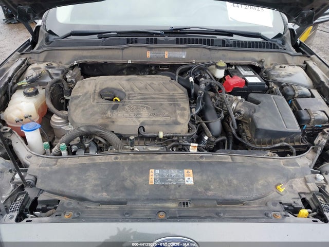 3FA6P0HD2HR313940 Ford FUSION SE