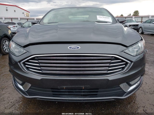 3FA6P0HD2HR313940 Ford FUSION SE