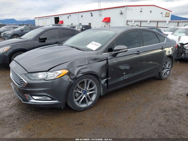 3FA6P0HD2HR313940 Ford FUSION SE