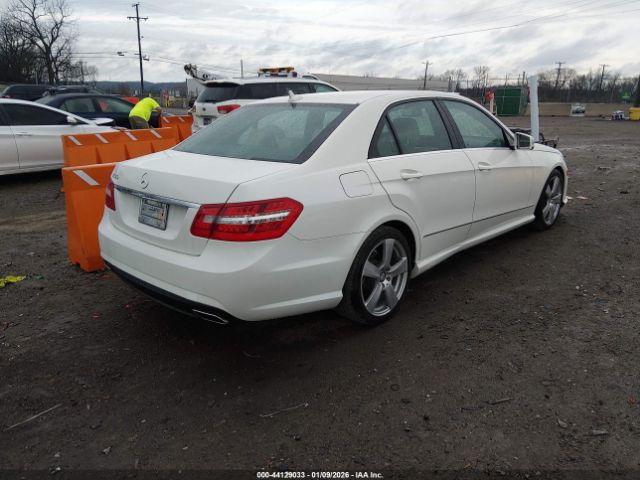2011 MERCEDES-BENZ E 350 WDDHF5GB9BA345021 Photo 3