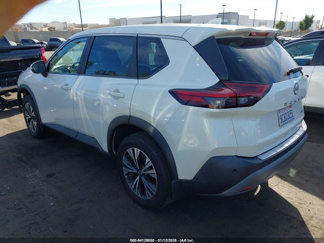 5N1BT3BA3NC720126 Nissan Rogue Sv Fwd