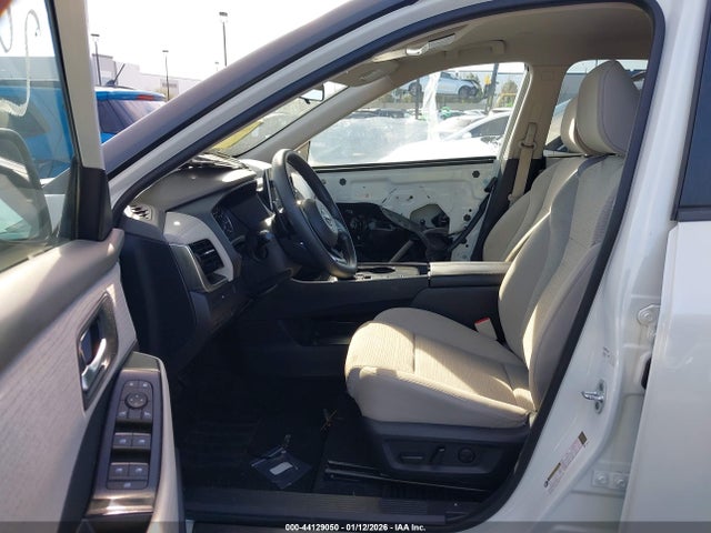 5N1BT3BA3NC720126 Nissan Rogue Sv Fwd