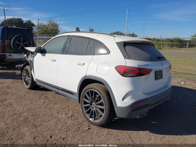 2022 MERCEDES-BENZ GLA 250 W1N4N4GB3NJ325575 Photo 2