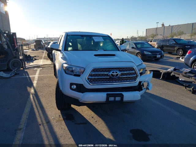 3TMAZ5CN6GM005824 Toyota Tacoma Trd Sport