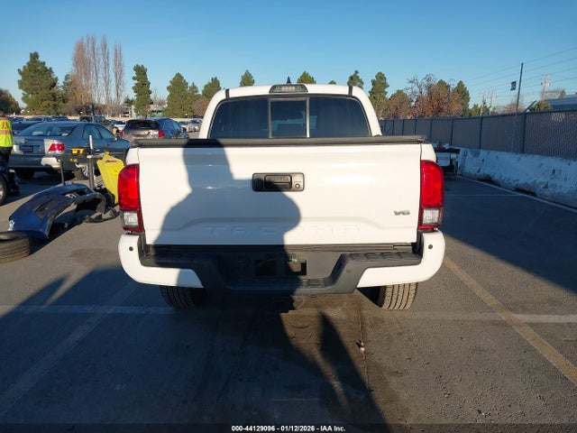 3TMAZ5CN6GM005824 Toyota Tacoma Trd Sport
