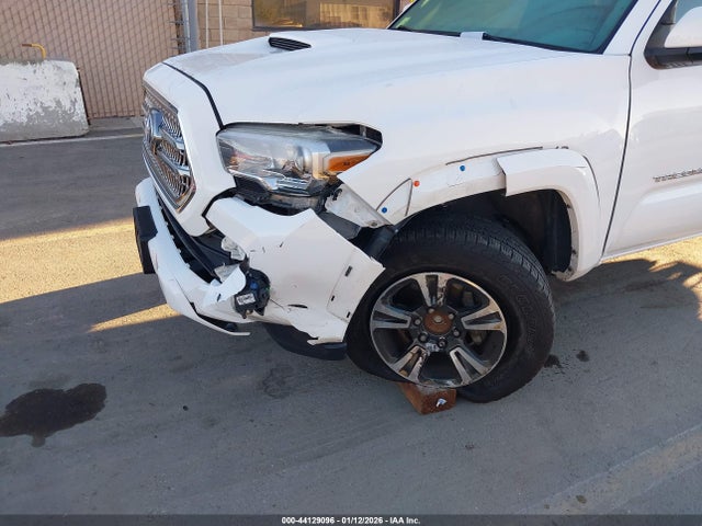 3TMAZ5CN6GM005824 Toyota Tacoma Trd Sport