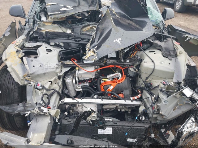 Продаж на аукціоні авто 2025 Tesla Model 3 Long Range Rear-wheel Drive/standard Rear-wheel Drive, vin: 5YJ3E1EA4SF011349, номер лоту: 44129097