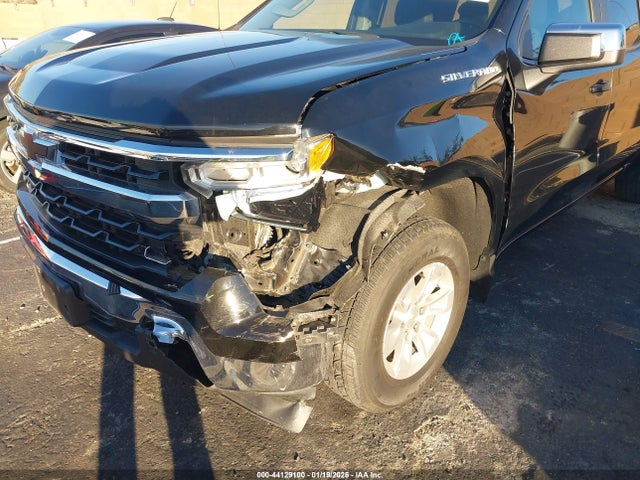 1GCPACEK1NZ605638 Chevrolet Silverado 1500 2wd Short Bed Lt