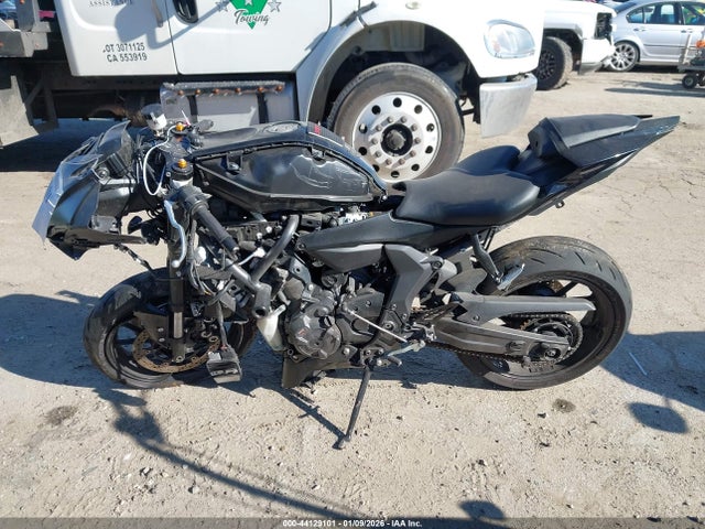 Yamaha Yzfr7 2025 JYARM38Y7SA003574 Image 13