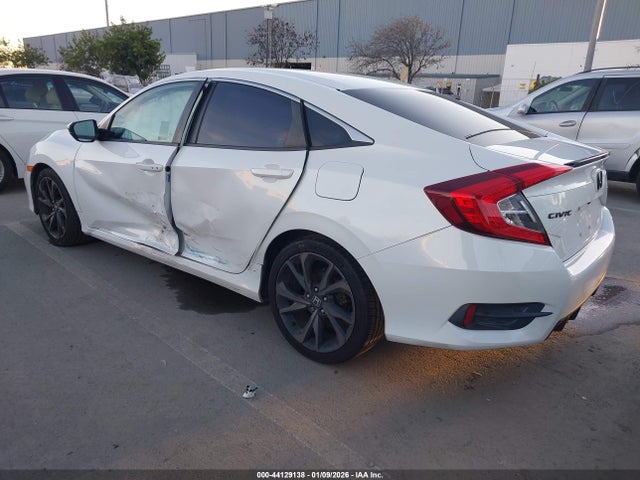Honda Civic Sport 2020 19XFC2F81LE200424 Image 3