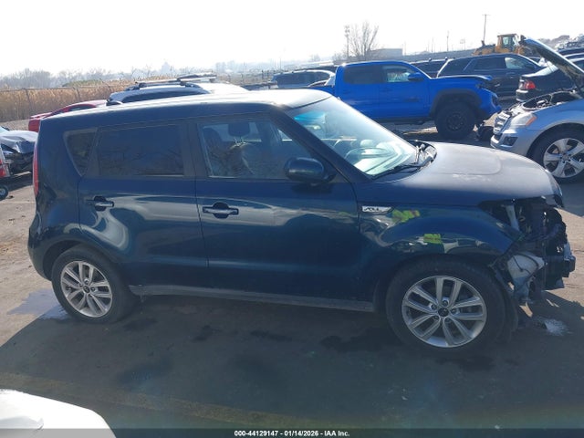 KIA SOUL + 2018 KNDJP3A54J7586254 Image 13