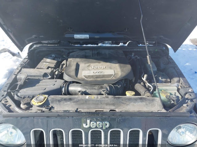 2017 Jeep Wrangler Unlimited Sahara მანქანა იყიდება აუქციონზე, vin: 1C4BJWEG8HL621978, აუქციონის ნომერი: 44129177