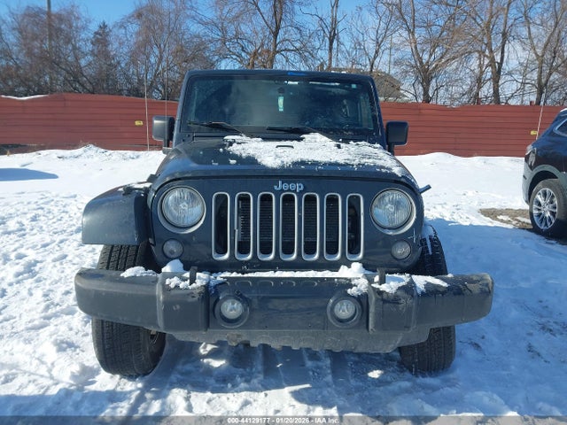 2017 Jeep Wrangler Unlimited Sahara მანქანა იყიდება აუქციონზე, vin: 1C4BJWEG8HL621978, აუქციონის ნომერი: 44129177