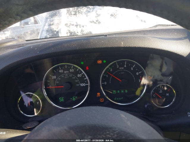 2017 Jeep Wrangler Unlimited Sahara მანქანა იყიდება აუქციონზე, vin: 1C4BJWEG8HL621978, აუქციონის ნომერი: 44129177