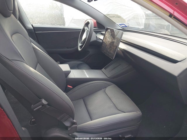 2024 TESLA MODEL 3 5YJ3E1EB1RF739861 Photo 4