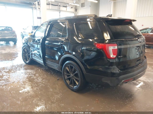 2017 Ford Explorer Xlt მანქანა იყიდება აუქციონზე, vin: 1FM5K7D89HGE15924, აუქციონის ნომერი: 44129218