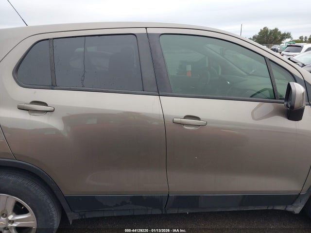 KL7CJKSB5LB334759 Chevrolet Trax Fwd Ls