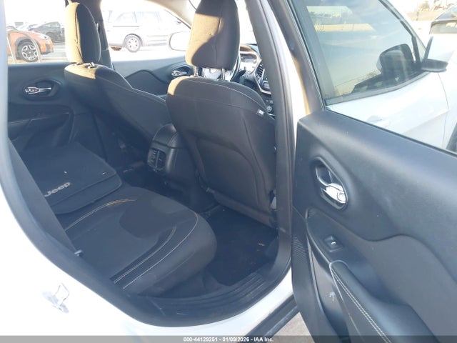 Jeep Cherokee Latitude 2016 1C4PJMCS5GW104295 Image 8