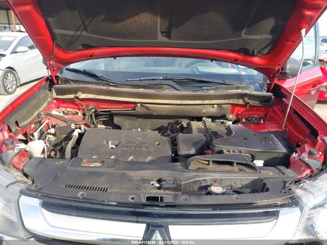 2016 MITSUBISHI OUTLANDER JA4AD2A33GZ021969 Photo 9