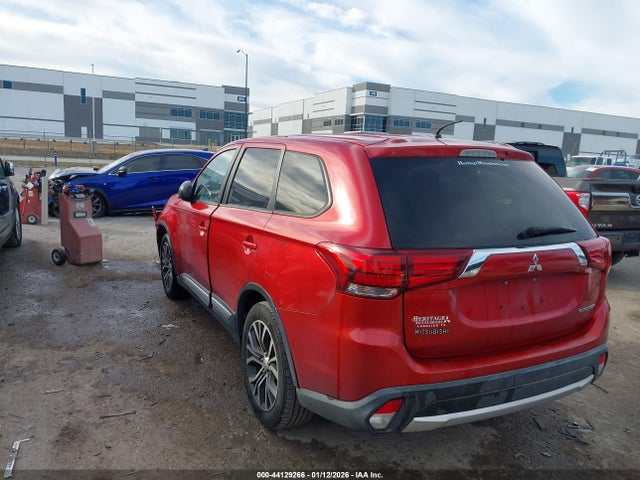 2016 MITSUBISHI OUTLANDER JA4AD2A33GZ021969 Photo 2