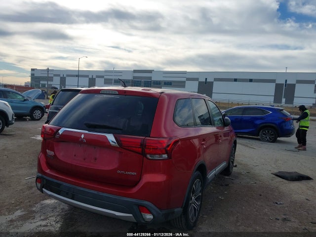 2016 MITSUBISHI OUTLANDER JA4AD2A33GZ021969 Photo 3