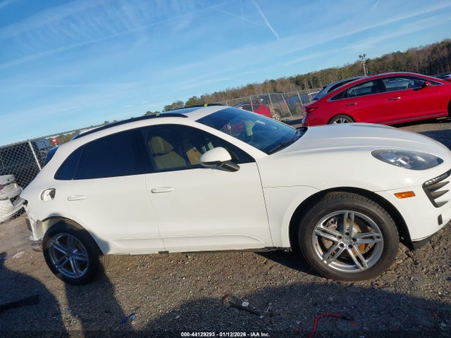 Продажа на аукционе авто 2017 Porsche Macan S, vin: WP1AB2A54HLB13186, номер лота: 44129293