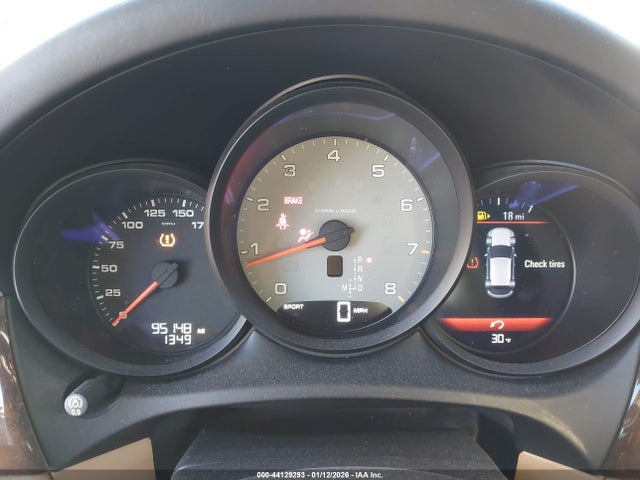 Продажа на аукционе авто 2017 Porsche Macan S, vin: WP1AB2A54HLB13186, номер лота: 44129293