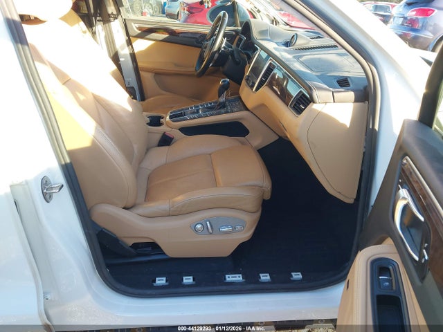 Продажа на аукционе авто 2017 Porsche Macan S, vin: WP1AB2A54HLB13186, номер лота: 44129293