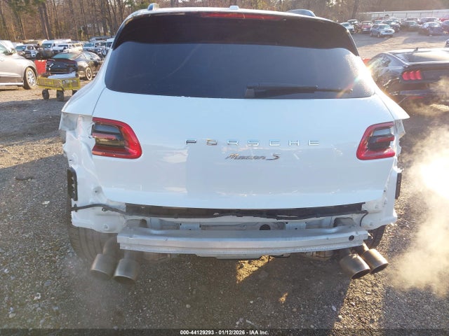 Продажа на аукционе авто 2017 Porsche Macan S, vin: WP1AB2A54HLB13186, номер лота: 44129293