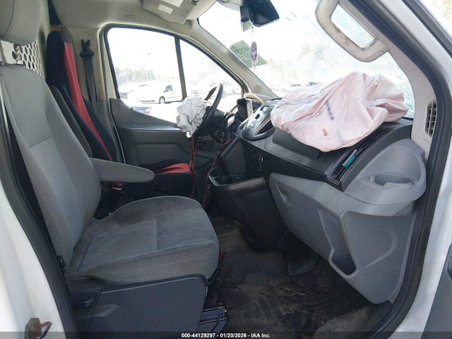 1FTYR1ZM1GKA90648 Ford Transit-250
