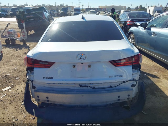 Lexus IS 250 2015 JTHBF1D29F5081308 Image 17